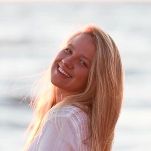 Meet your Posher, Maci